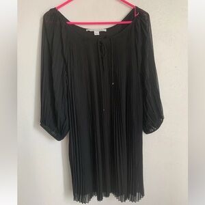 Diane Von Furstenberg Black Pleated dress size 6
